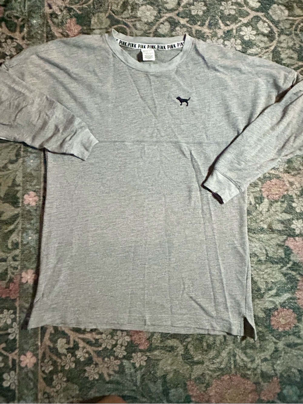PINK Victoria's Secret Heather Grey Long-Sleeve Crew Tee with Dog Logo